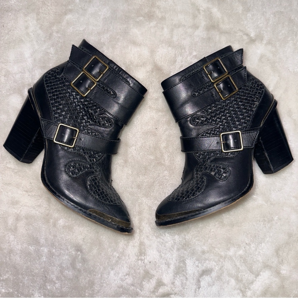 Kensie Black Woven Faux Leather Buckle Steel Toe Bootie Size 7.5